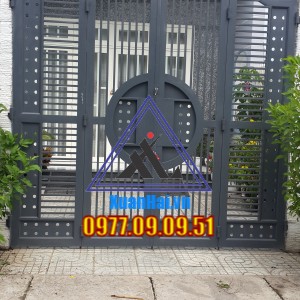  CỬA CỔNG SẮT 04