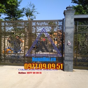 CỬA CỔNG SẮT 02