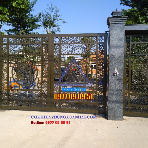 CỬA CỔNG SẮT 02