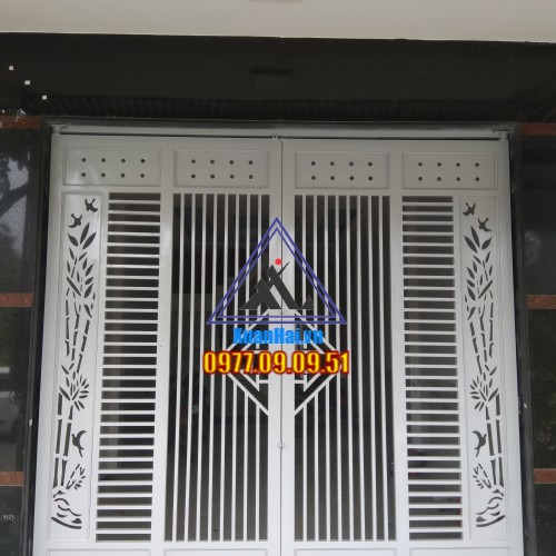 CỬA CỔNG SẮT 18