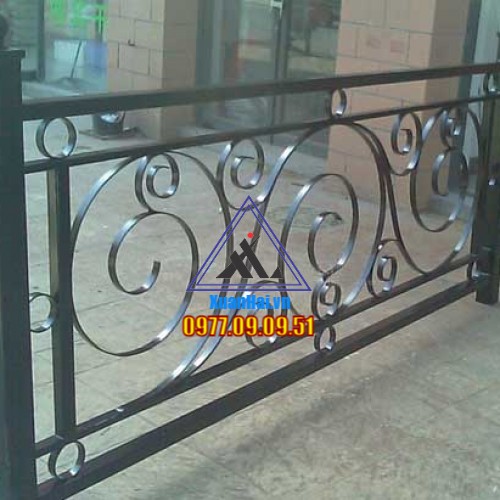 LAN CAN SẮT MỸ THUẬT 1